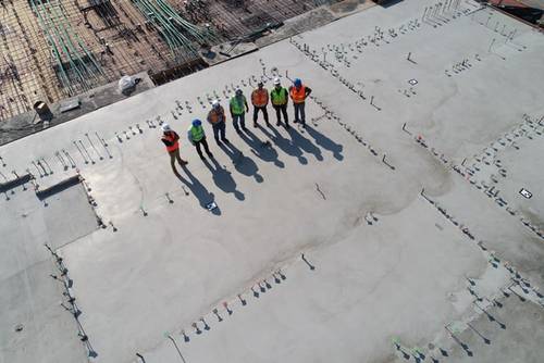 6 workers on site